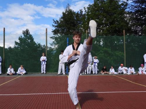 imgi 374 528657032 1229533538972391 5766808867137822515 n