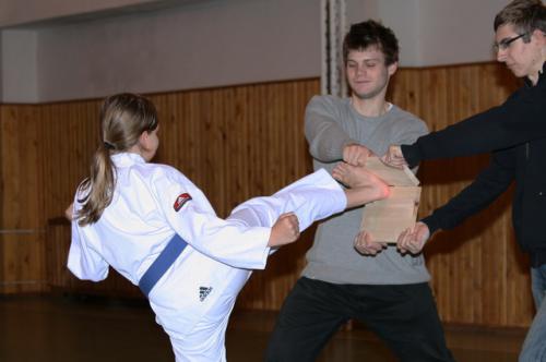 zkou10cer-18